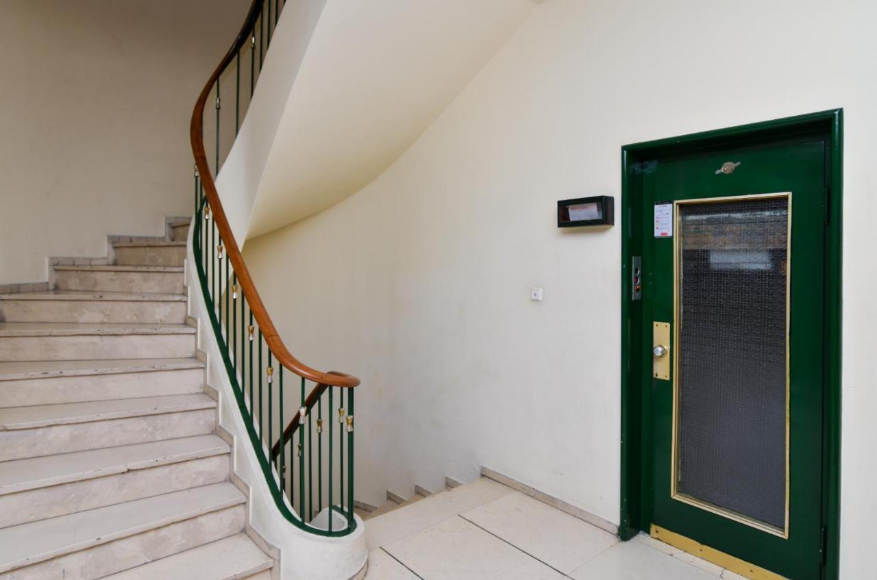Athens Central Studio In Front Of Syntagma Metro Εξωτερικό φωτογραφία